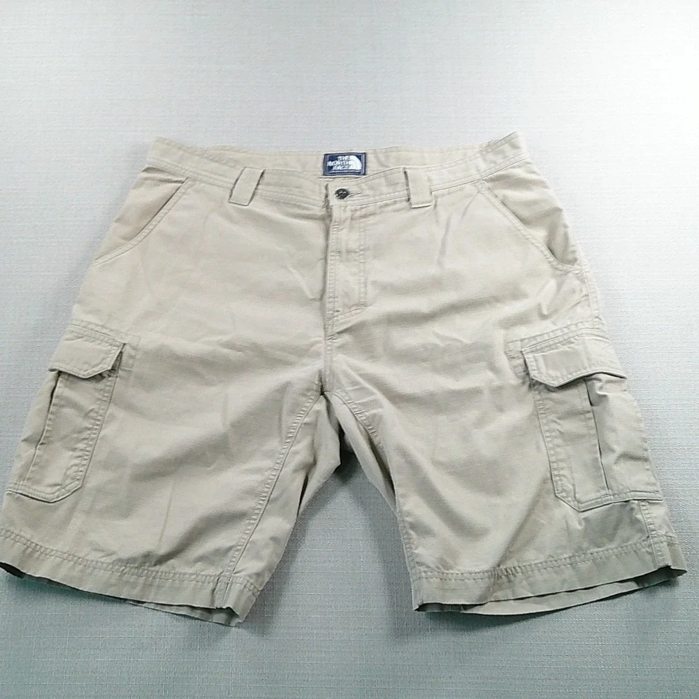 The North Face Cargo Shorts Mens 38 Tan Ripstop NF0A2RFT Hiking Outdoor